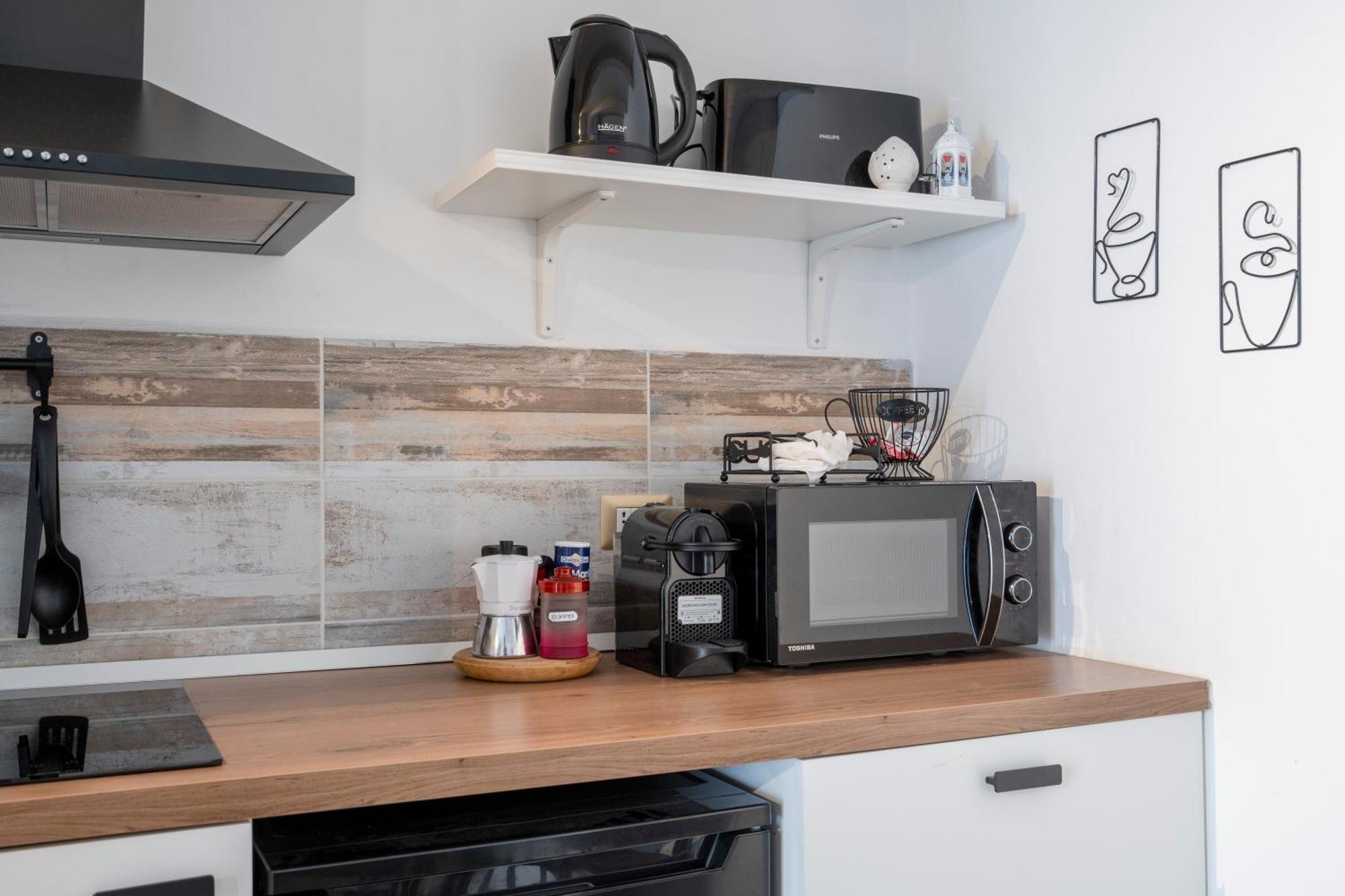 Liz Apartment Бари Екстериор снимка