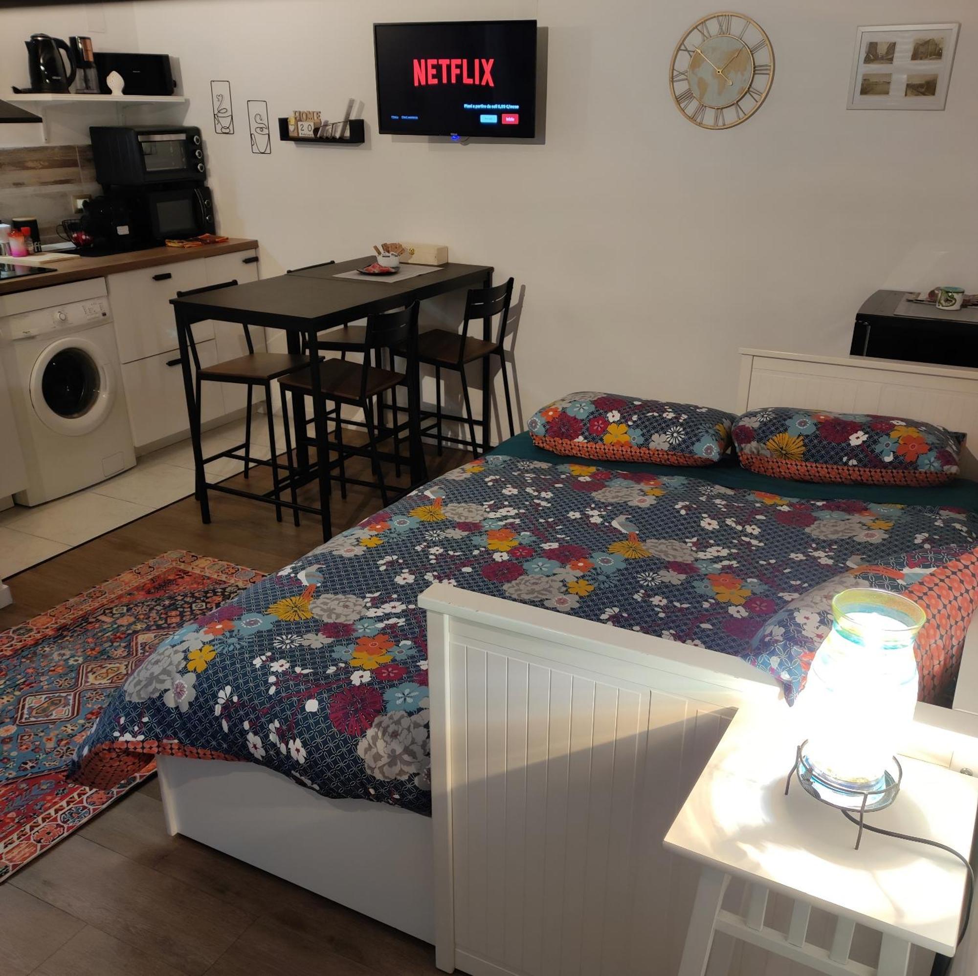 Liz Apartment Бари Екстериор снимка